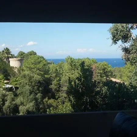 Attractive Holiday With Private Pool, Solenzara Feriehus Favone